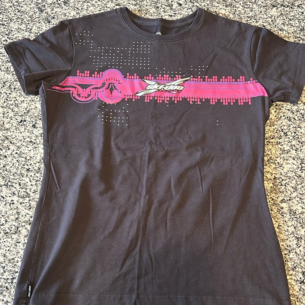 Women’s Ski-doo t-shirt